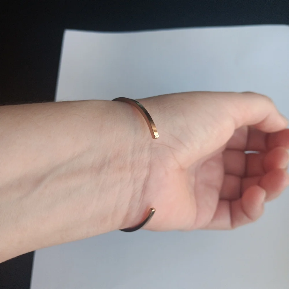 Michael Kors Rose Gold Tone Steel Slim Cuff Bracelet‎ Clear CZ Crystal Elegant